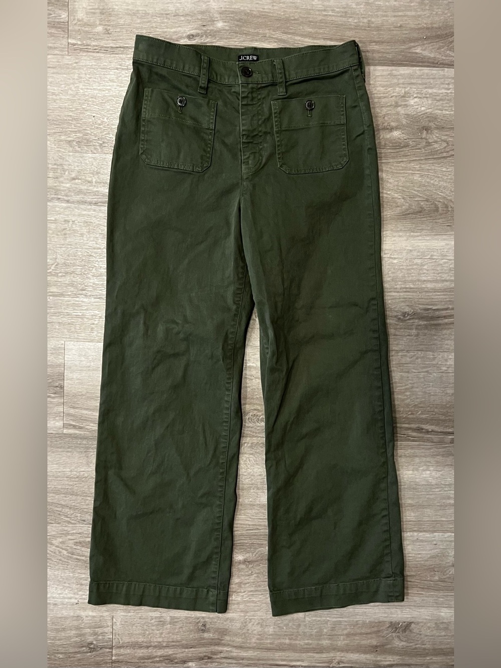 J. Crew Olive Green Cropped Chino Pants